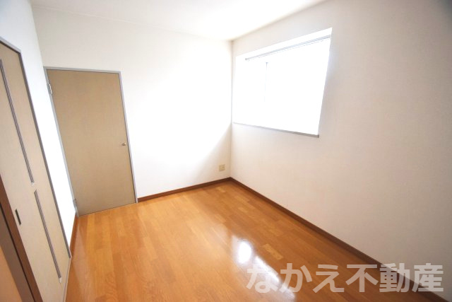 【寝室】