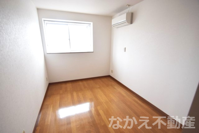 【寝室】