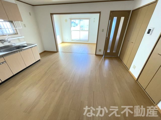 【居間・リビング】 | こちらのリビングで趣味の時間をお楽しみください
