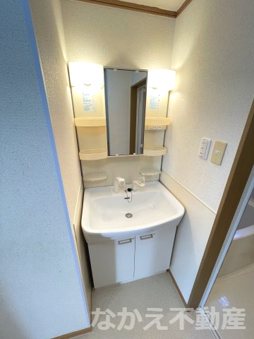 【洗面所】 | コンパクトで使いやすい洗面所