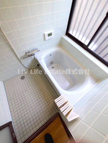 住吉町4丁目貸家の浴室