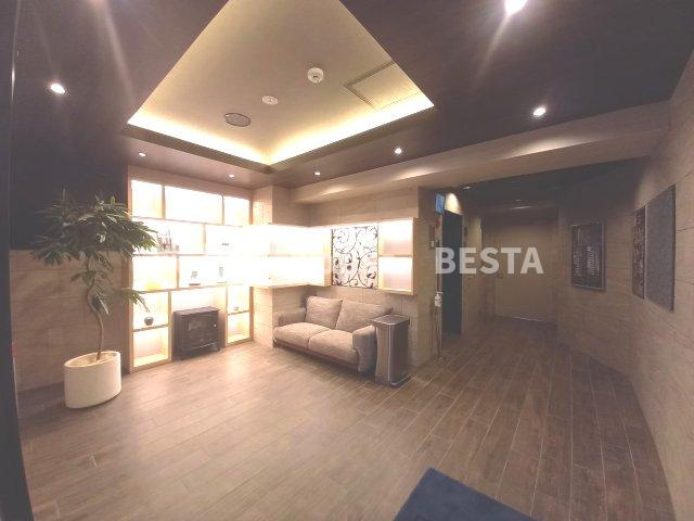 ブエナビスタ神戸駅前のエントランス