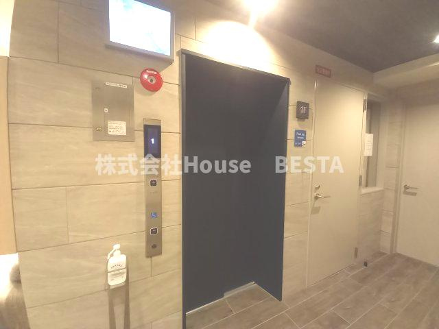 ブエナビスタ神戸駅前のロビー