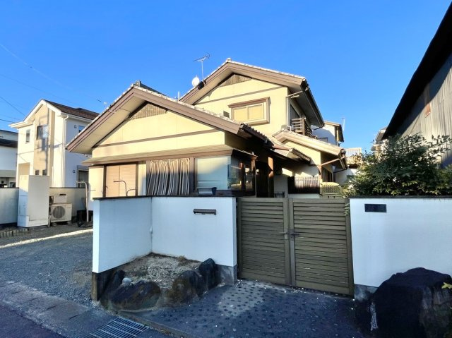 【中古戸建】前橋市山王町の外観|■外観｜閑静な住宅街で始める新しい暮らし♪開放的な毎日をあなたへ(^^♪