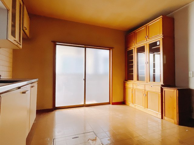 【中古戸建】前橋市山王町の居間・リビング|■リビング｜毎日の家族とのご飯も大切に、充実できるようオシャレなダイニングキッチンをご用意しました♪より家族との絆も深まります＾＾