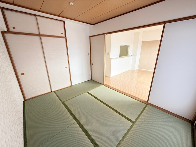 エスリード八戸ノ里の和室