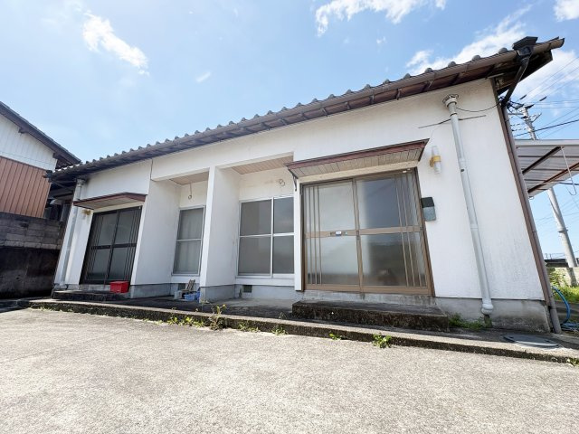 【外観】 | 川辺平家D