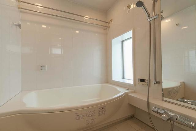 六本木エムケイアートレジデンスの浴室|※写真は同タイプ住戸です。