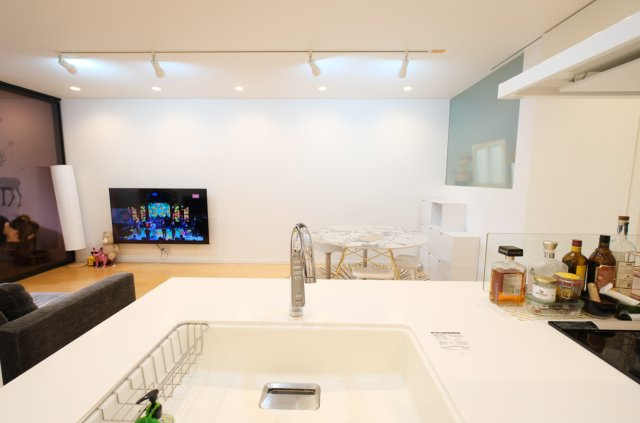 小田急コアロード六本木フロンテの居間・リビング