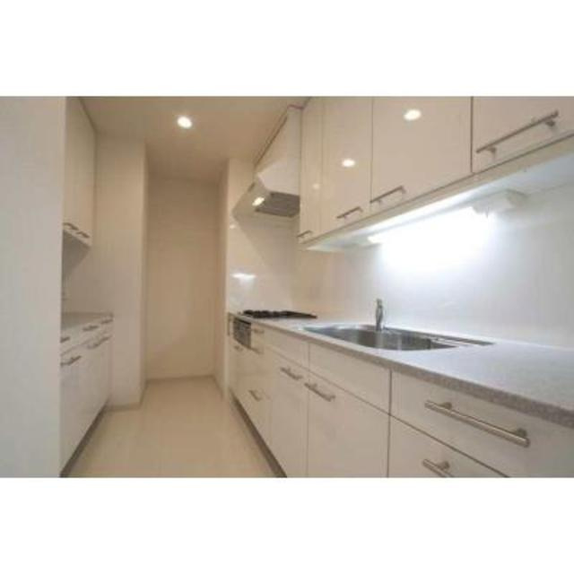 パークタワー芝浦ベイワード　アーバンウイングのキッチン|※写真は同タイプ住戸です。