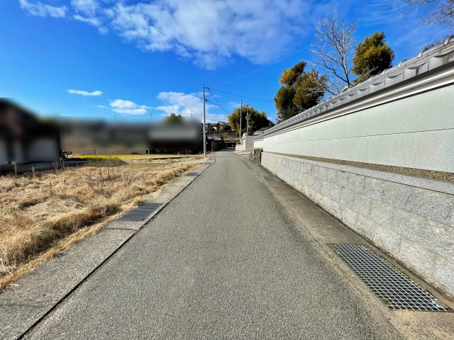 売土地　篠町浄法寺茱萸谷の前面道路含む現地写真