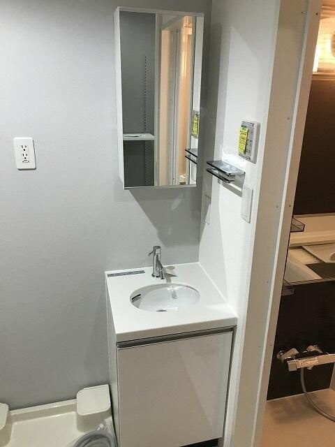 Ａｉｒ　Ｔｏｗｅｒ　Ｎｉｐｐｏｒｉ　Ｂ棟の独立洗面台