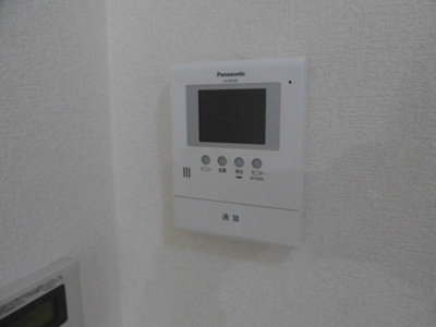 【セキュリティ】 | シャングリラみつもと | モニター付きインターホンです