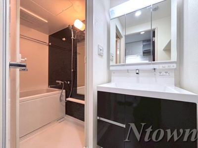 【独立洗面台】 | ル・シエル大秋 | 朝の身支度には欠かせない独立洗面化粧台