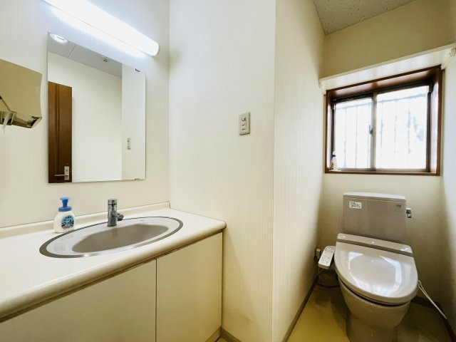 【トイレ】 | 本庄市緑１丁目　中古戸建 | １階