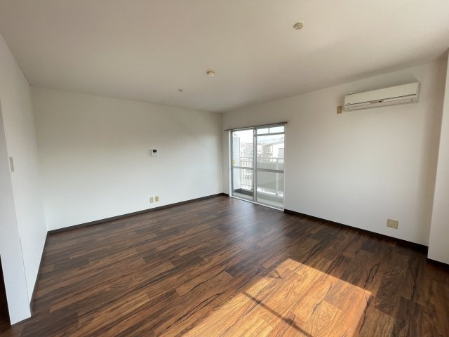 アーバンハイツ西淡路