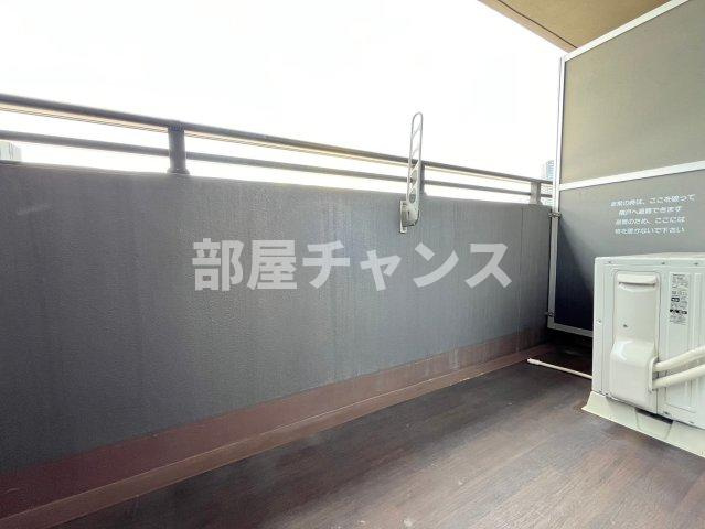 ドゥーエ大須のバルコニー