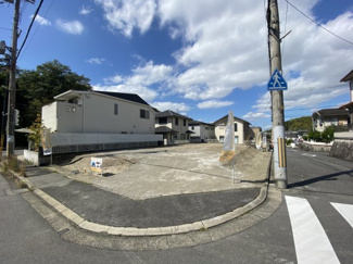 【前面道路含む現地写真】 | 宇治市折居台1丁目　2区画A号地　売土地　建築条件付き