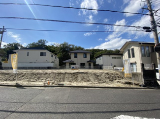 【前面道路含む現地写真】 | 宇治市折居台1丁目　2区画B号地　売土地　建築条件付き