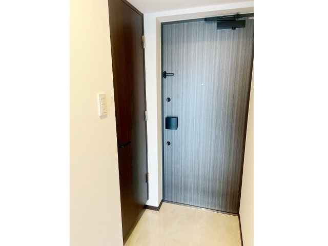 【玄関】ジェノヴィア西川口Ⅲ