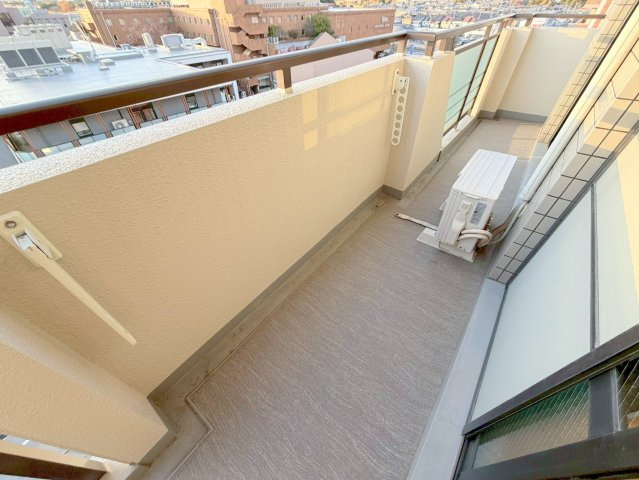 リバーサホ萬のバルコニー