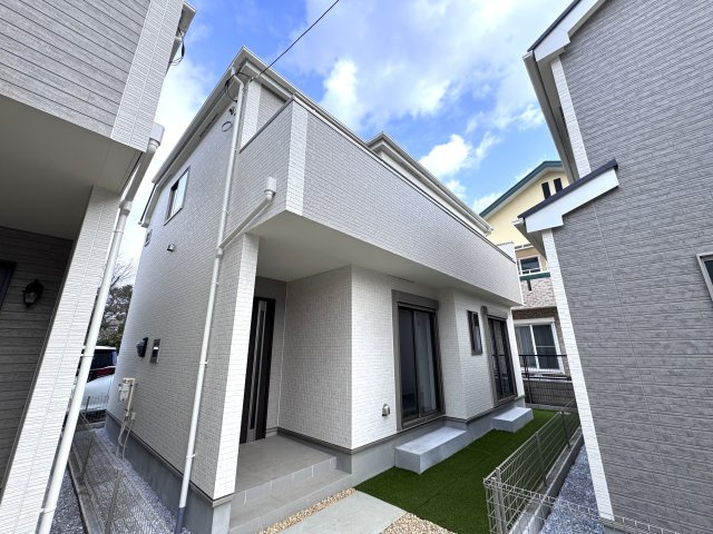 松戸市六高台３丁目新築戸建【六実第三小学校：2分】