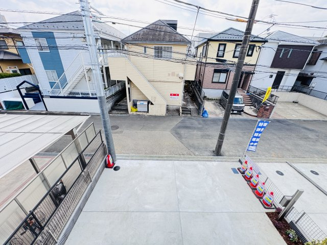 松戸市六高台３丁目新築戸建【六実第三小学校：2分】の展望|バルコニーより南側眺望・南道路で日当たり良好♪