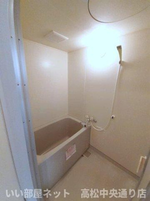 【浴室】 | ジョリ・ア・ムール