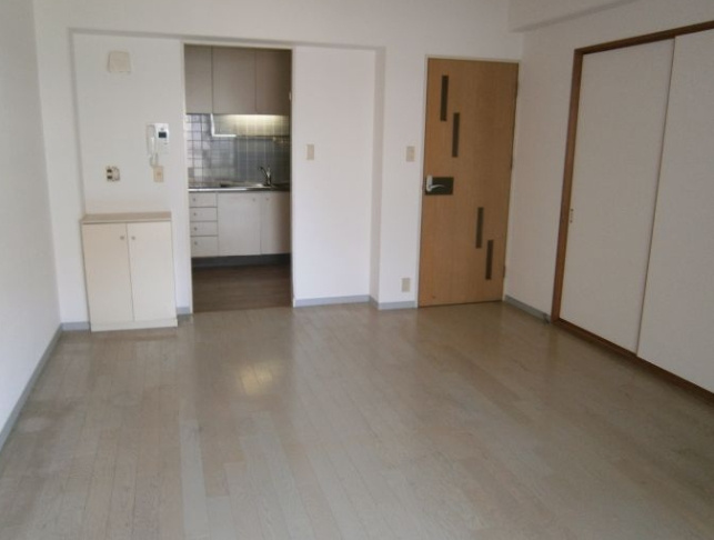 【居間・リビング】