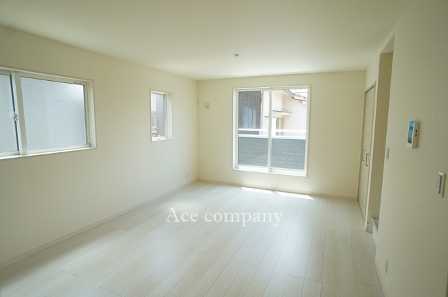 【居間・リビング】 | 東住吉区今川4丁目　【1号棟/全2棟】 | 【LDK：16帖】