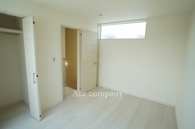 【子供部屋】 | 東住吉区今川4丁目　【1号棟/全2棟】 | 【3階：北側洋室6帖】クローゼット完備です♪