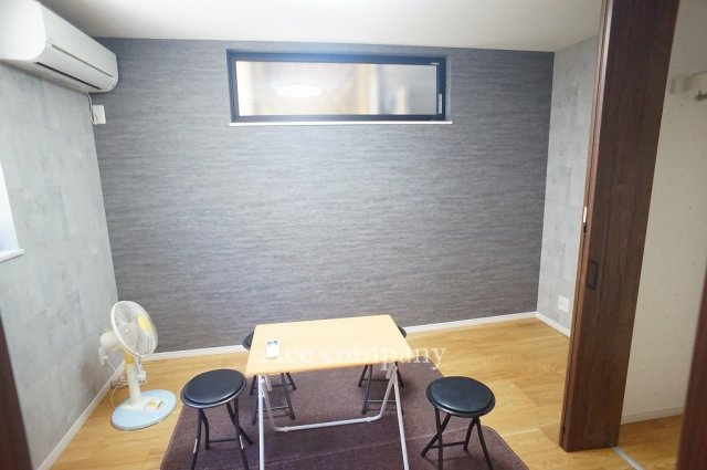 【子供部屋】 | 東大阪市中小阪1丁目　【1号地/全2区画】 | 【1階：洋室5.41帖】クローゼット完備です♪