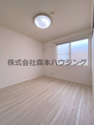 【洋室】 | 　シャトレヴェールA棟 | 明るい洋室です