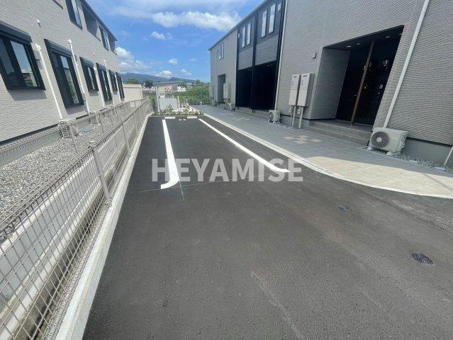 パークサイドパレスⅢの駐車場