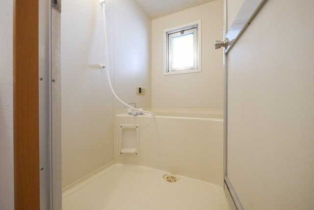 コート15の浴室