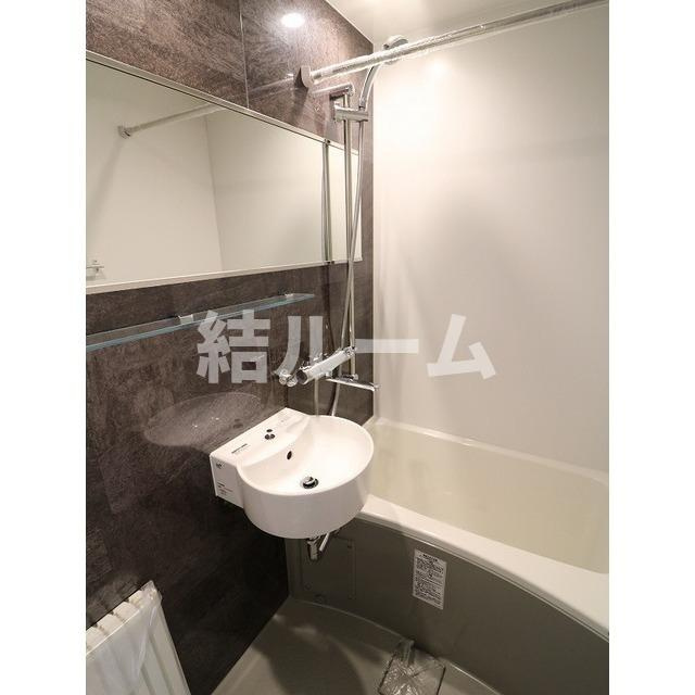 板橋区本町の賃貸マンションの浴室