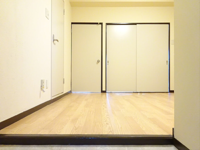 【玄関】 | ハイコーポ明大前