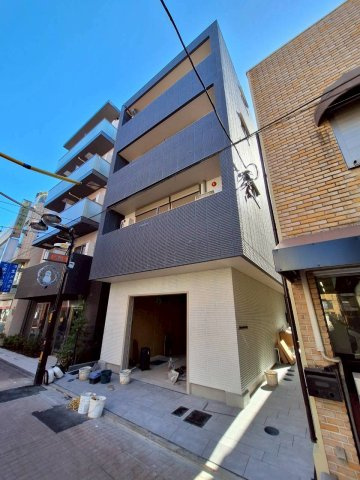 フルリ・シュシュのロビー