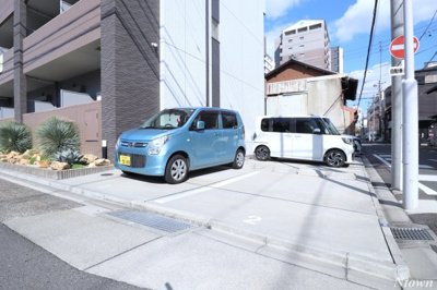 【駐車場】 | ヴェルドミール | 駐車場があるので、車を買う予定の方も安心です