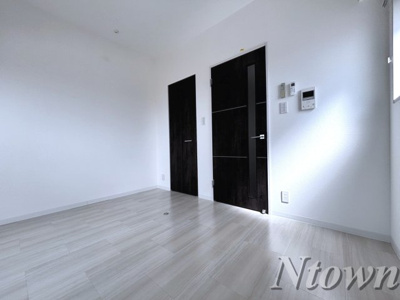 【居間・リビング】 | ヴェルドミール | ゆったりとした居間です