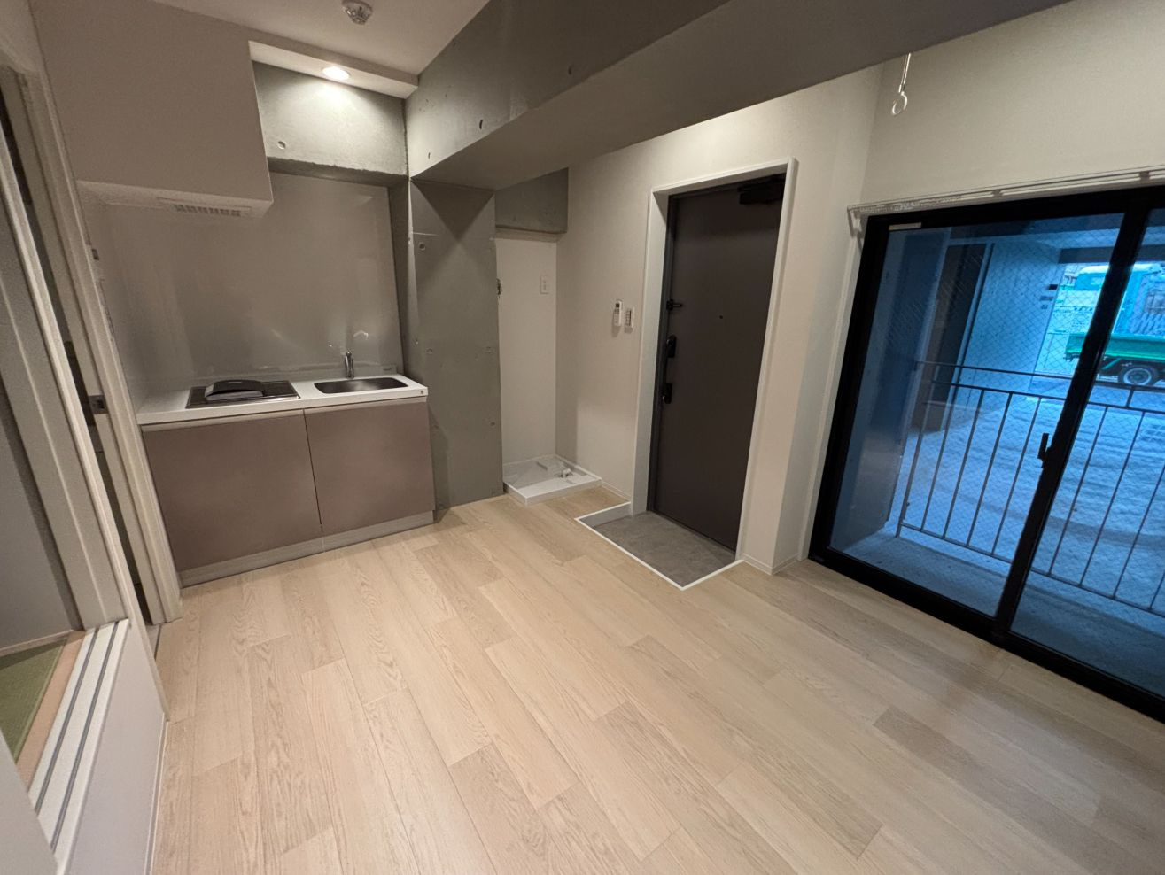 DECOR RESIDENCE田原町の居間・リビング