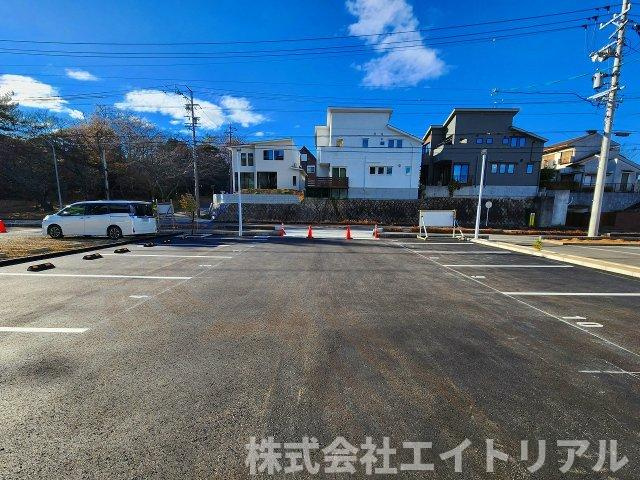 長久手市勝入塚　貸店舗の駐車場