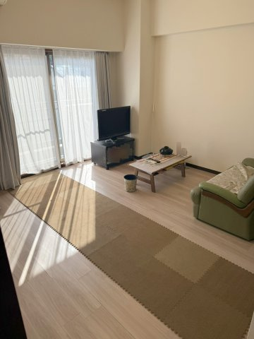 ブライトタウン住吉の居間・リビング|リビングダイニング/陽当たりの良い明るいお部屋です