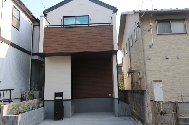 【Livele Garden.S】小平市学園東町の外観|西武多摩湖線「一橋学園」歩4分♪JR中央線「国分寺」駅まで１駅♪都心へのアクセスも良好
