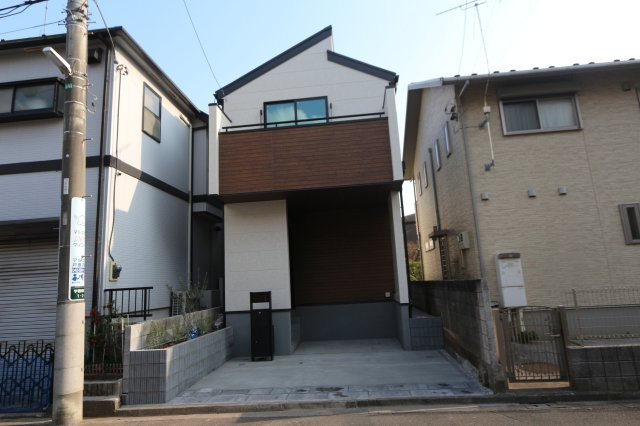 【Livele Garden.S】小平市学園東町の外観|長期優良住宅認定を取得し、耐震性・省エネ性・維持管理性にも配慮された安心の住まいです。
