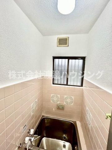 甲子園九番町一戸建のその他|窓