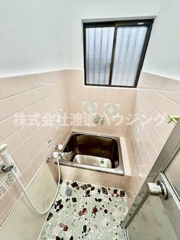 甲子園九番町一戸建の浴室