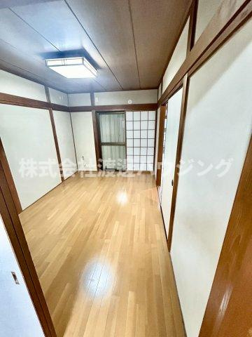 甲子園九番町一戸建の寝室