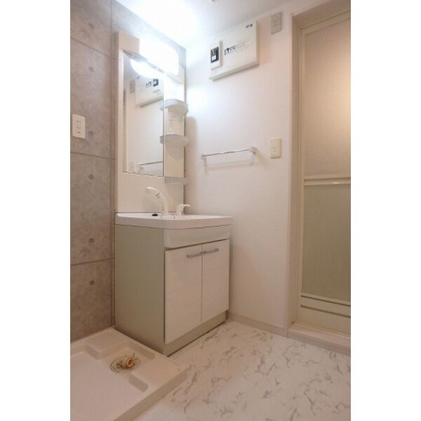 HIRAMEKISOの洗面所