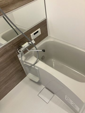 ヴェルジュ大野城レジデンシャルスイートの浴室